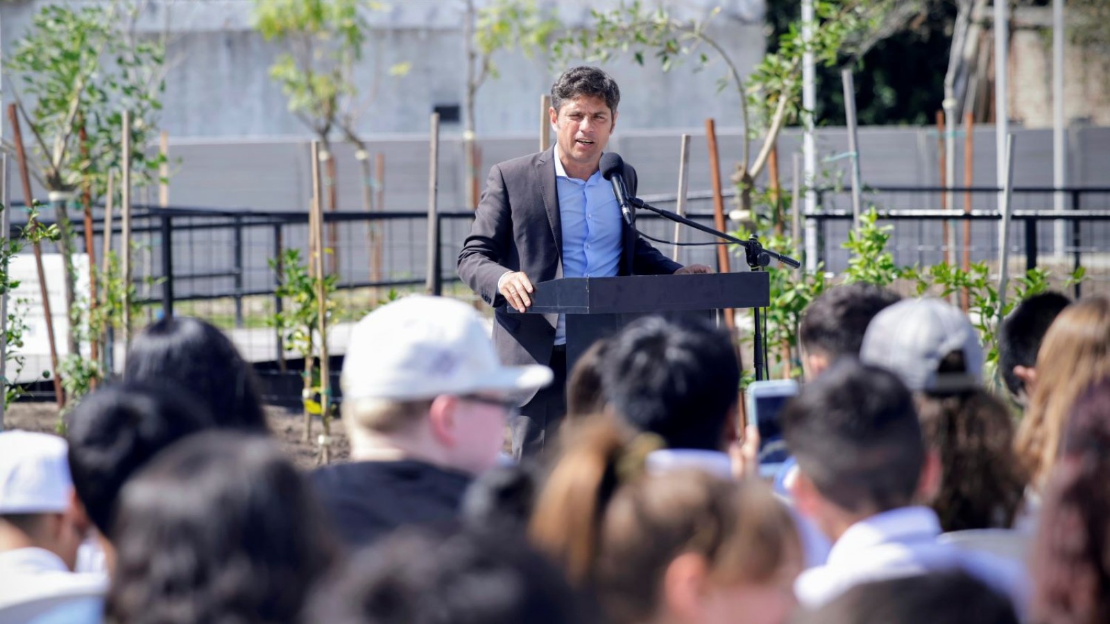 Kicillof puso en funcionamiento el edificio educativo N° 250